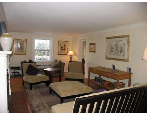 11 Shaw Road Brookline, MA 02467 - Photo 8 of 18