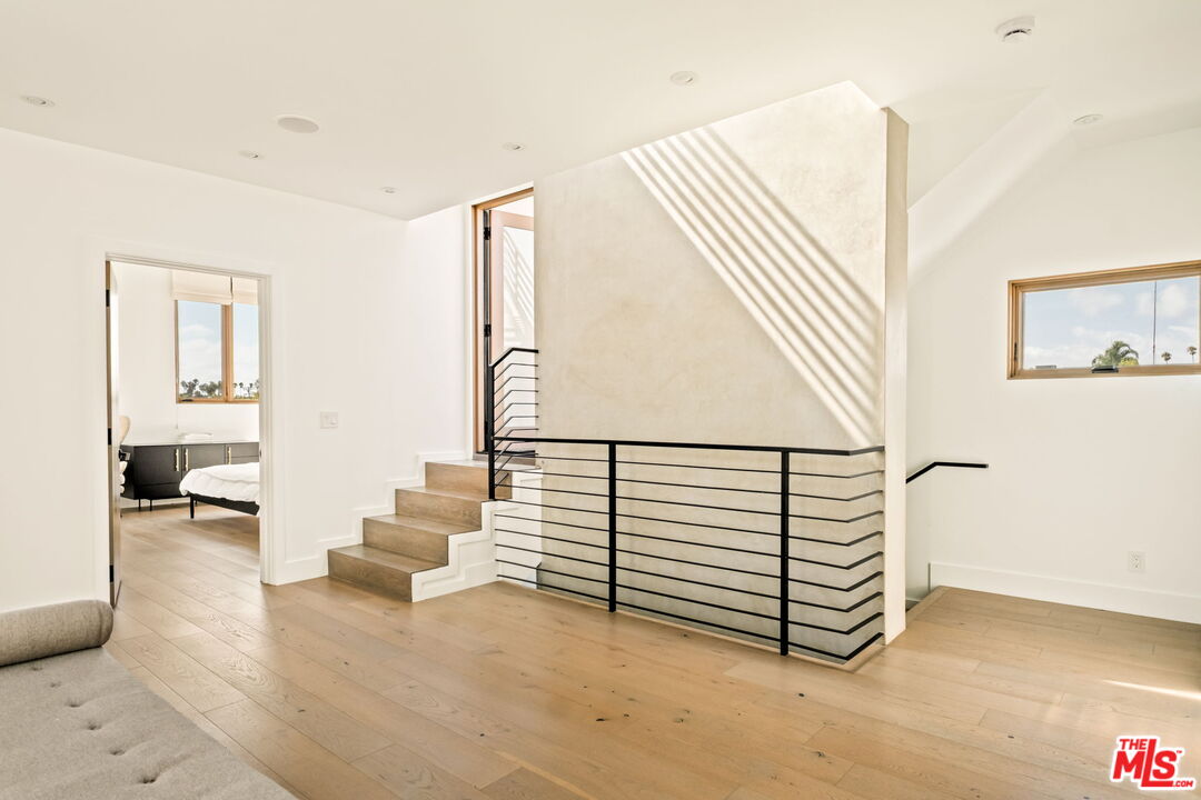 3108 Yale Avenue Marina del Rey, CA 90292 - Photo 15 of 33