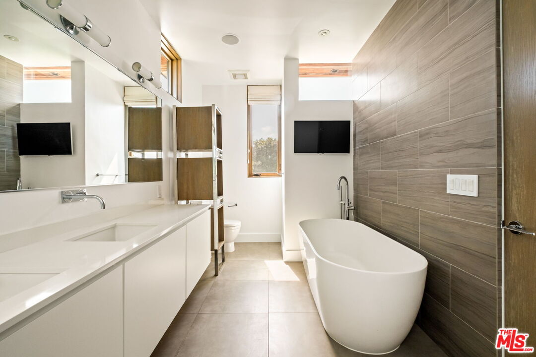 3108 Yale Avenue Marina del Rey, CA 90292 - Photo 23 of 33