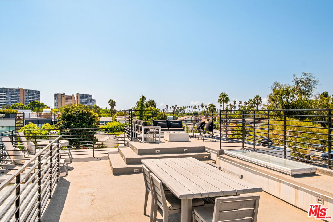 3108 Yale Avenue Marina del Rey, CA 90292 - Photo 30 of 33