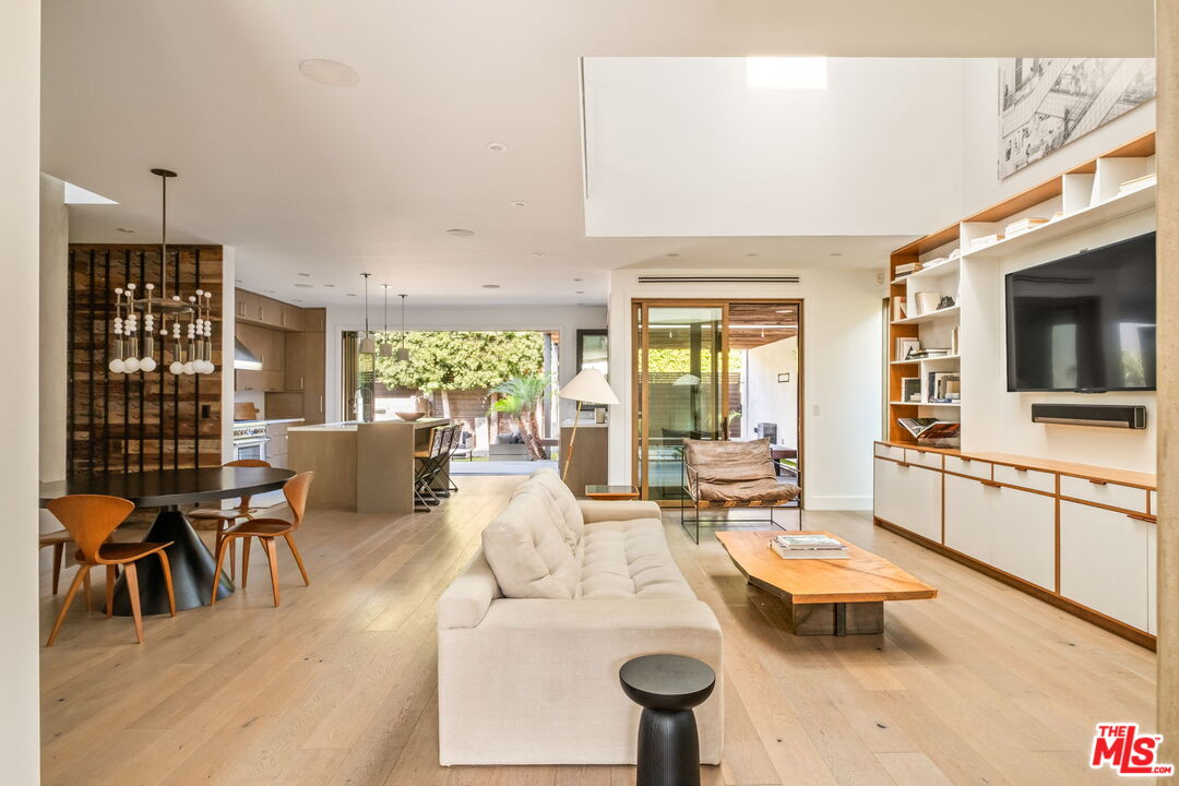 3108 Yale Avenue Marina del Rey, CA 90292 - Photo 3 of 33