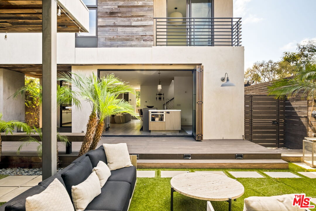 3108 Yale Avenue Marina del Rey, CA 90292 - Photo 10 of 33