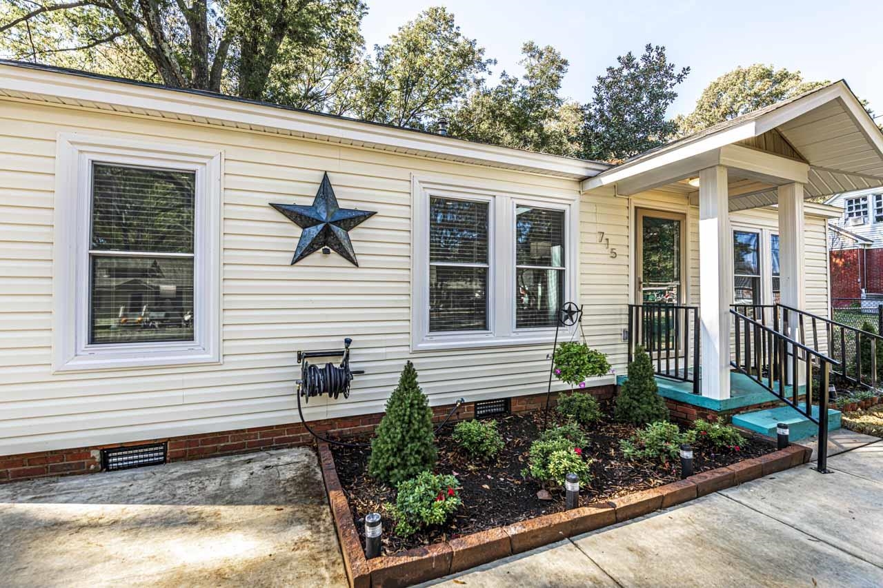 715 South Maple Street Covington, TN 38019 - Photo 2 of 35