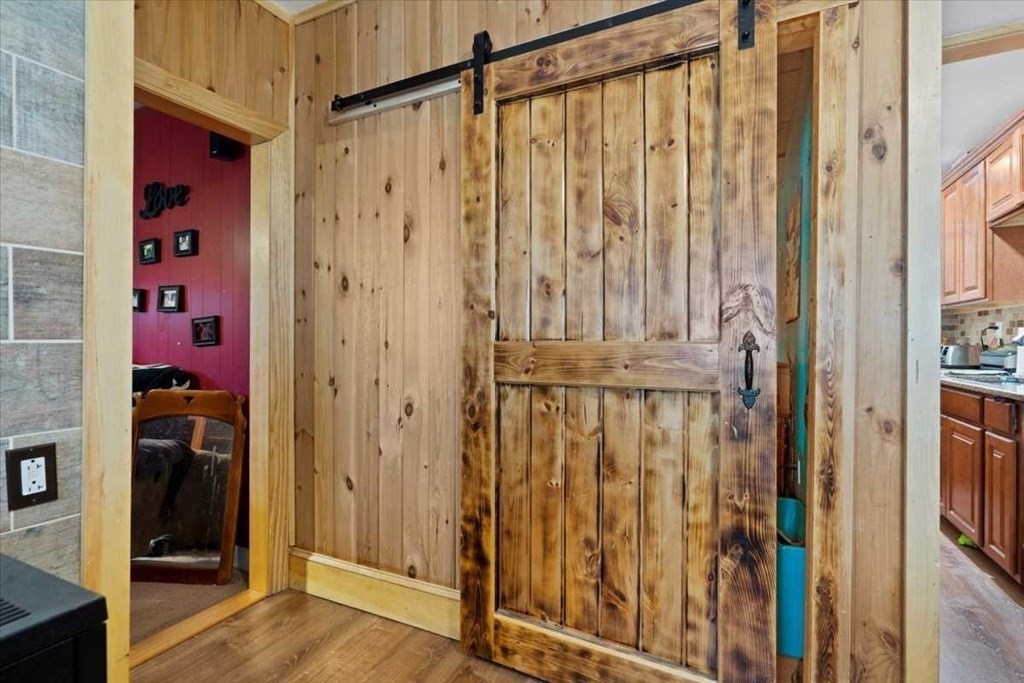 7 Lyon Street Worcester, MA 01604 - Photo 6 of 20 Gallery Image 6