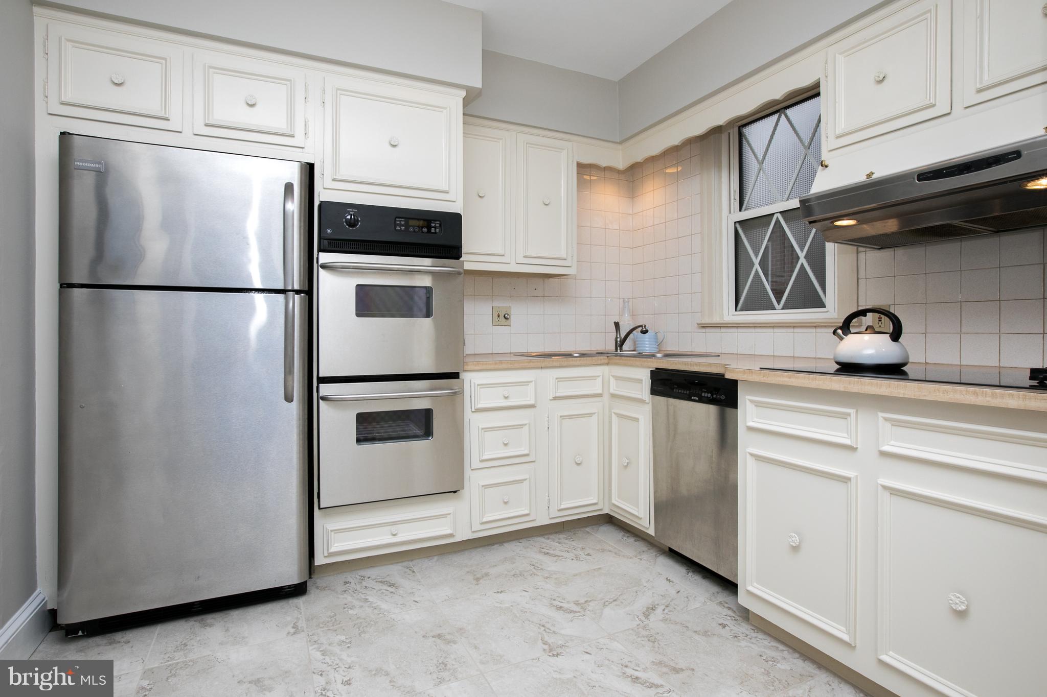 1604 Prospect Ridge Boulevard Haddon Heights, NJ 08035 - Photo 13 of 25 Kitchen