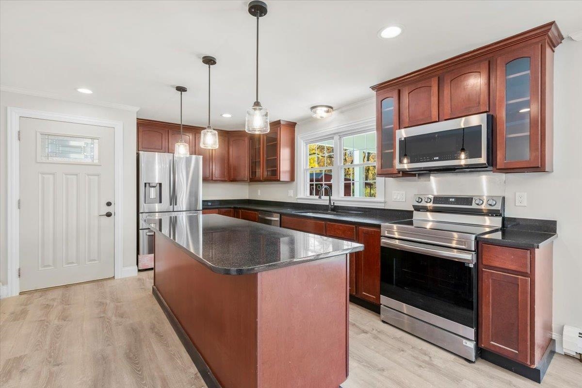 211 Rod And Gun Club Road Shaftsbury, VT 05262 - Photo 22 of 42