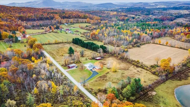 $565,000 | 211 Rod And Gun Club Road, Shaftsbury, VT 05262