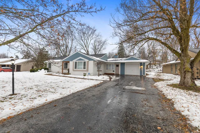 $419,900 | 211 Madero Drive, Thiensville, WI 53092