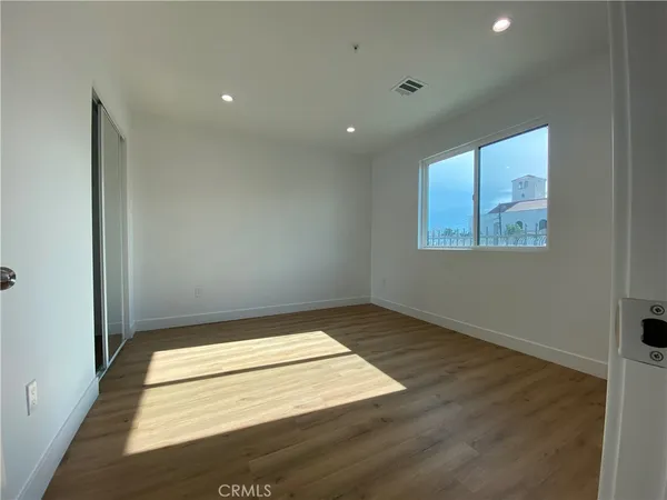 $3,800 | 10424 Graham Avenue, Los Angeles, CA 90002