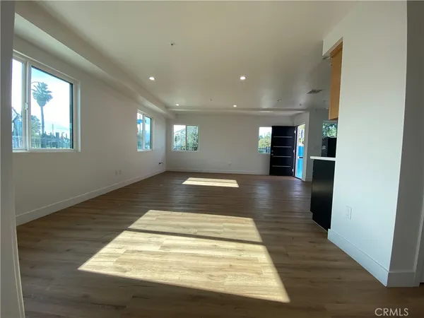 $3,800 | 10424 Graham Avenue, Los Angeles, CA 90002