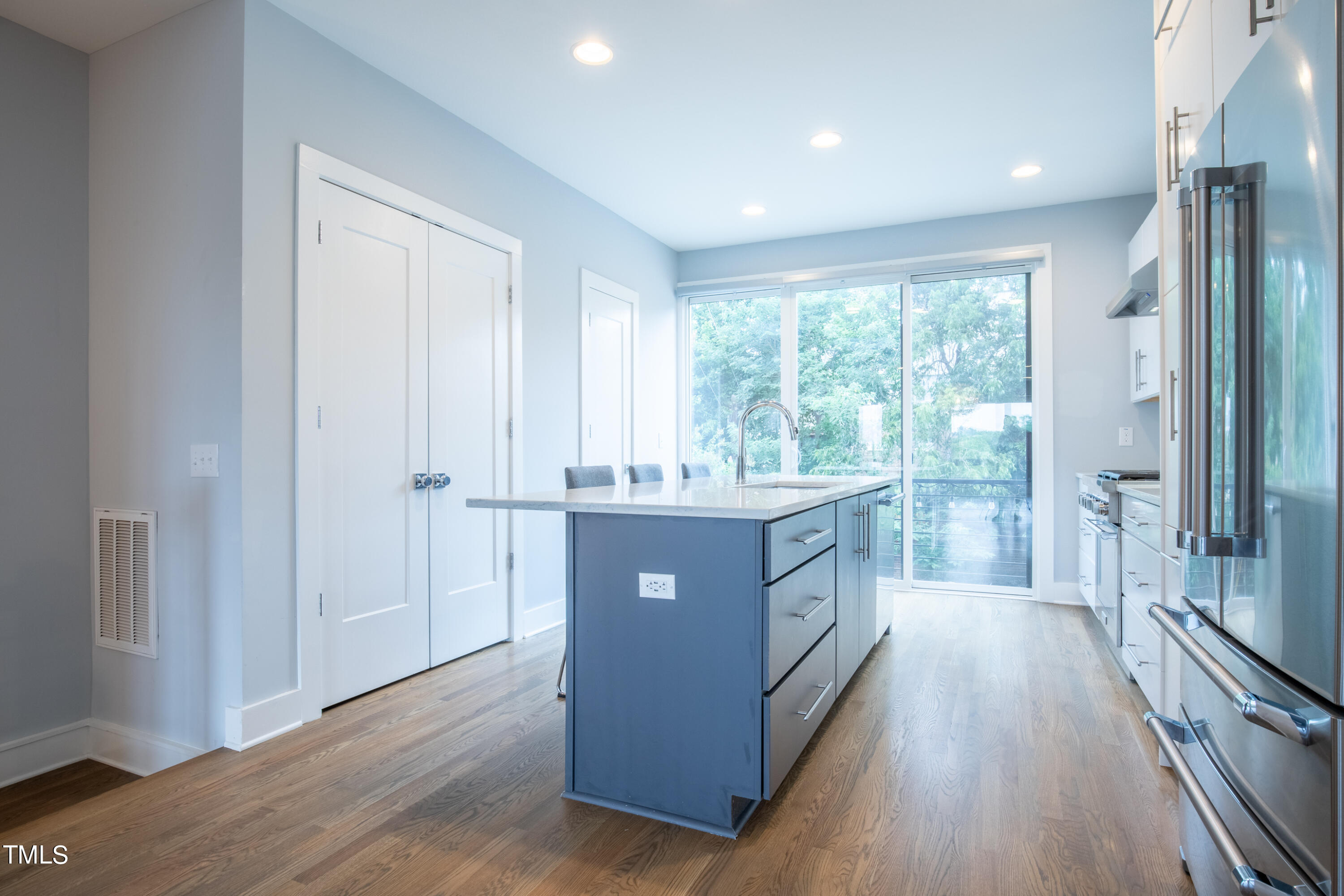 514 West South Street Raleigh, NC 27601 - Photo 9 of 34 IMG_0368-HDR-12
