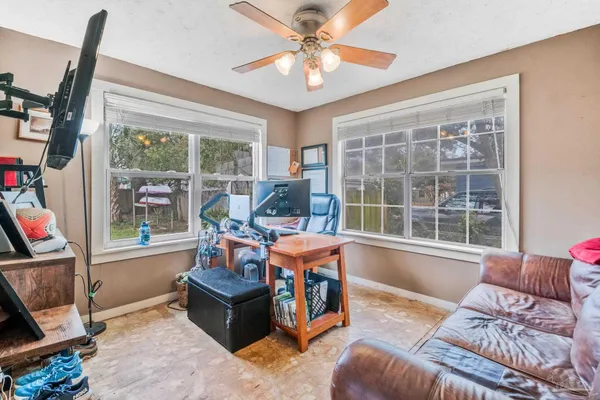 $399,000 | 1630 East Lee Street, Pensacola, FL 32503