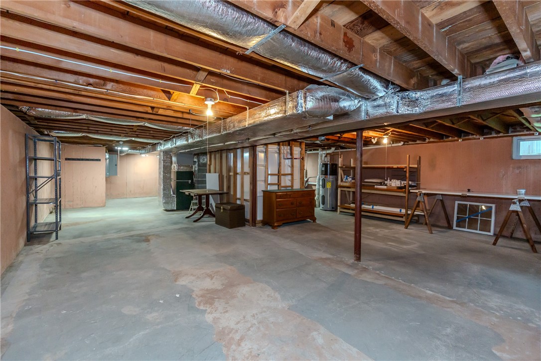 8 Barnes Street Smithfield, RI 02828 - Photo 36 of 48