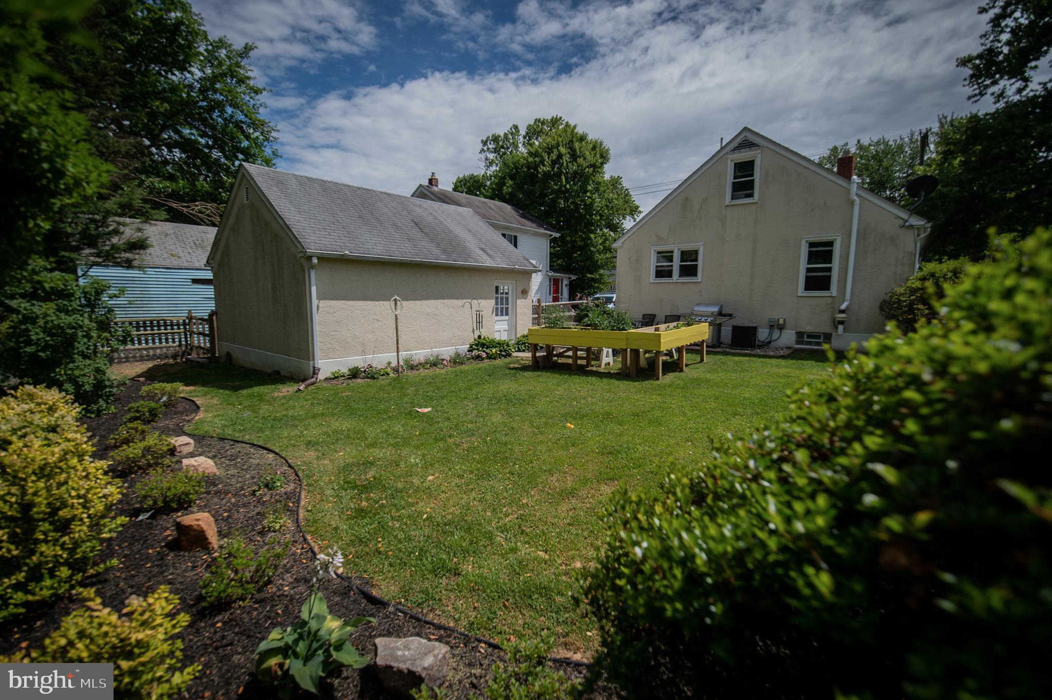 31 Willow Road Wallingford, PA 19086 - Photo 4 of 23