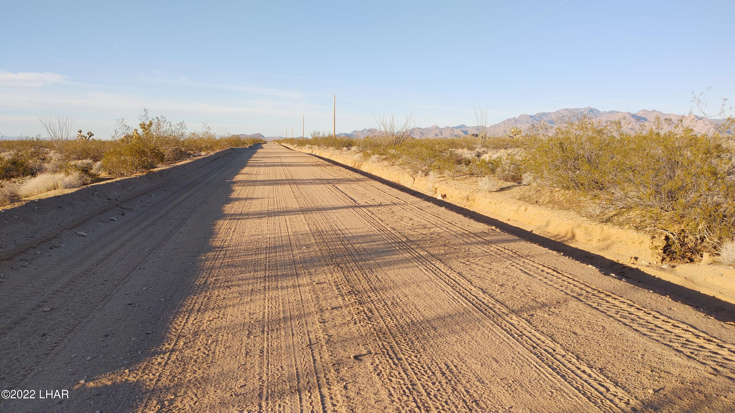 3384 South Custer Road Yucca, AZ 86438 - Photo 31 of 32 0205221725