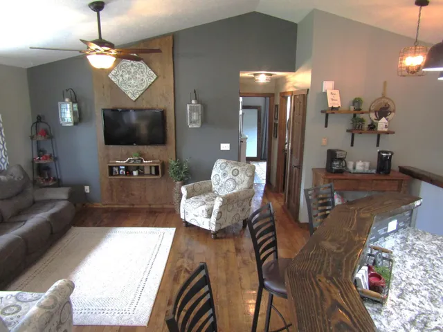 $319,000 | 1103 North 15th Street, Montevideo, MN 56265