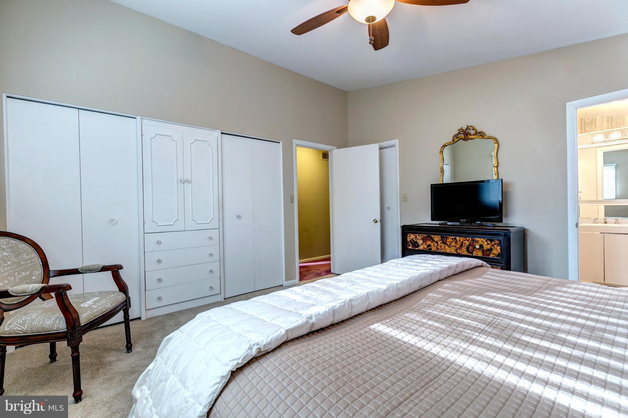 3700 Gardenview Road Baltimore, MD 21208 - Photo 15 of 30 Master with En Suite and Built in Closet Unit