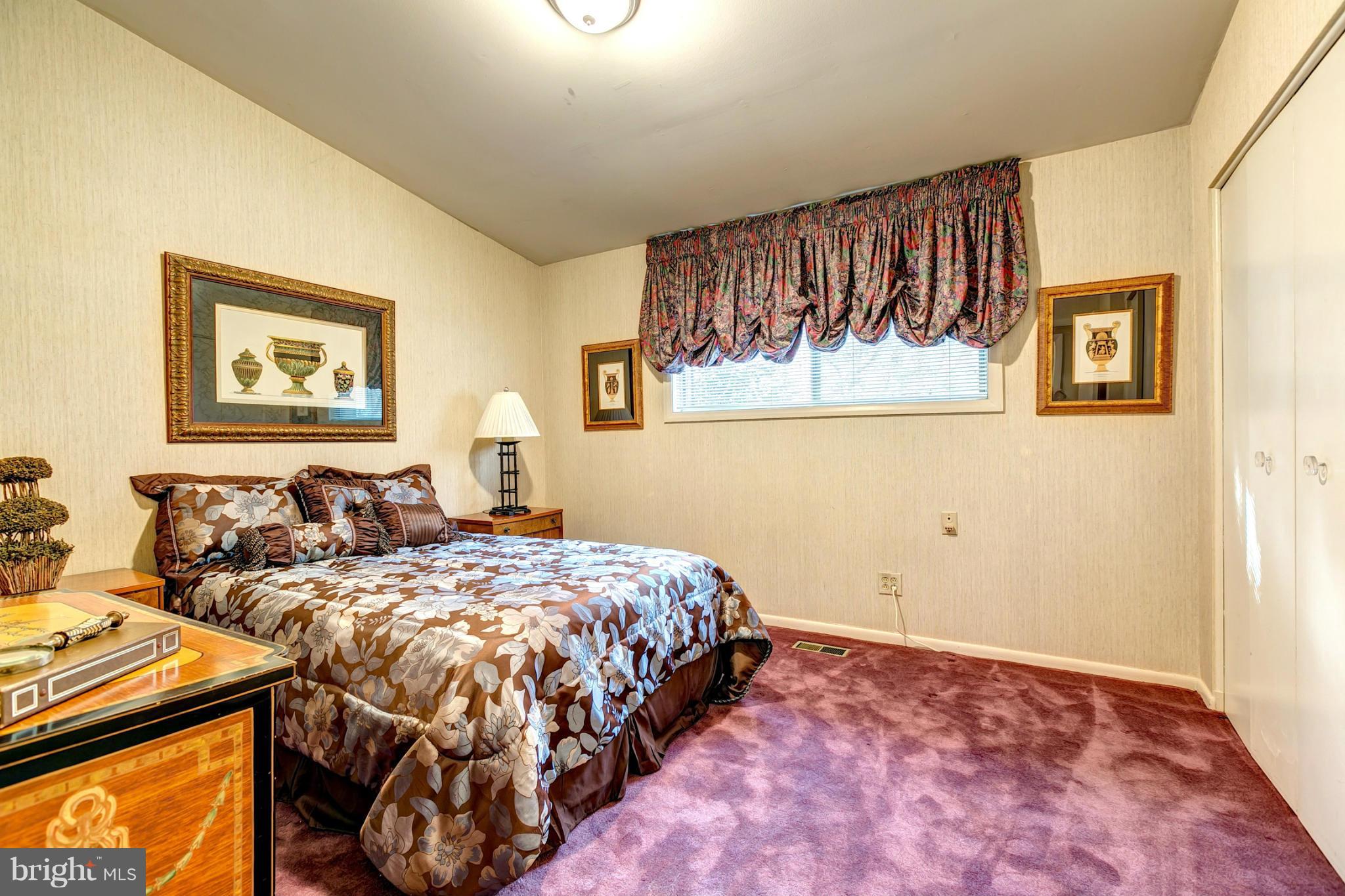 3700 Gardenview Road Baltimore, MD 21208 - Photo 18 of 30 Warm and Inviting Bedroom
