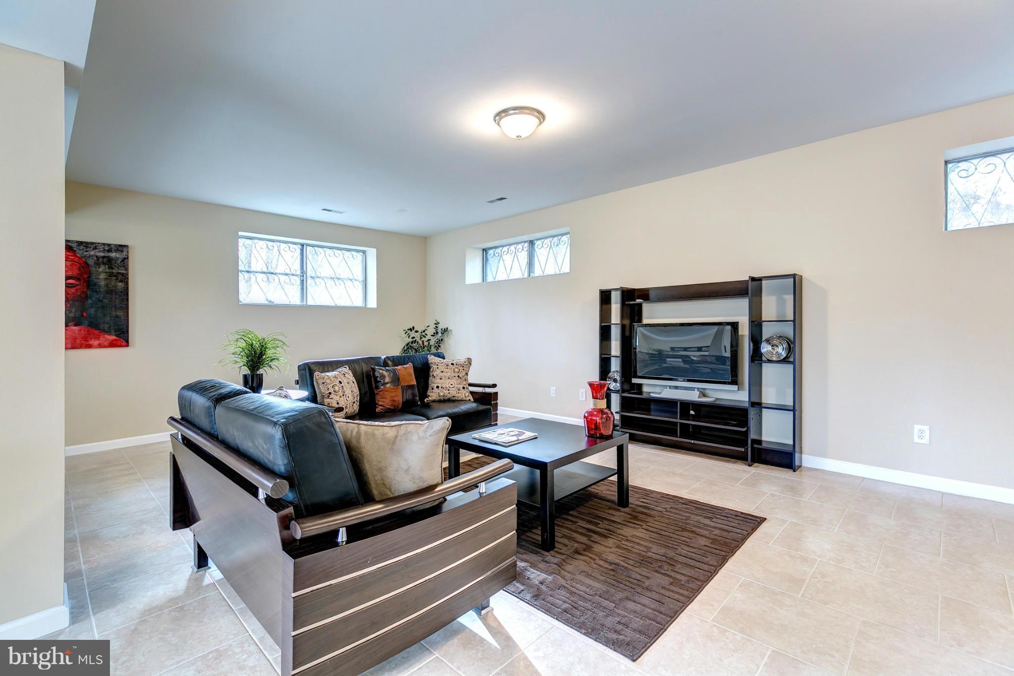 3700 Gardenview Road Baltimore, MD 21208 - Photo 26 of 30 Lower Level Family Space