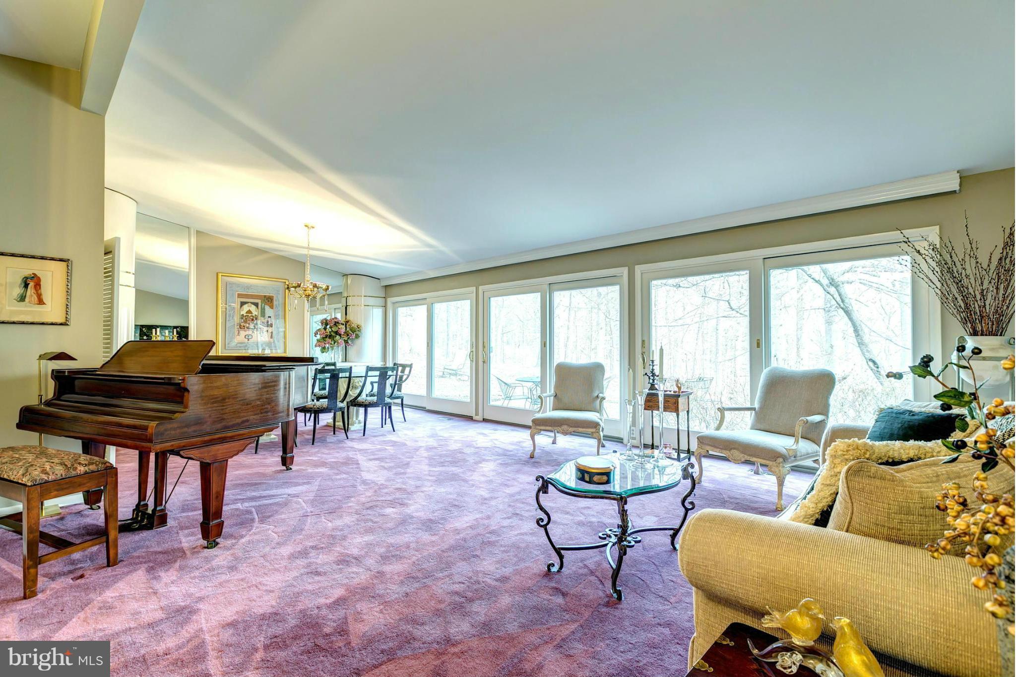 3700 Gardenview Road Baltimore, MD 21208 - Photo 4 of 30 Spacious Open Living Room