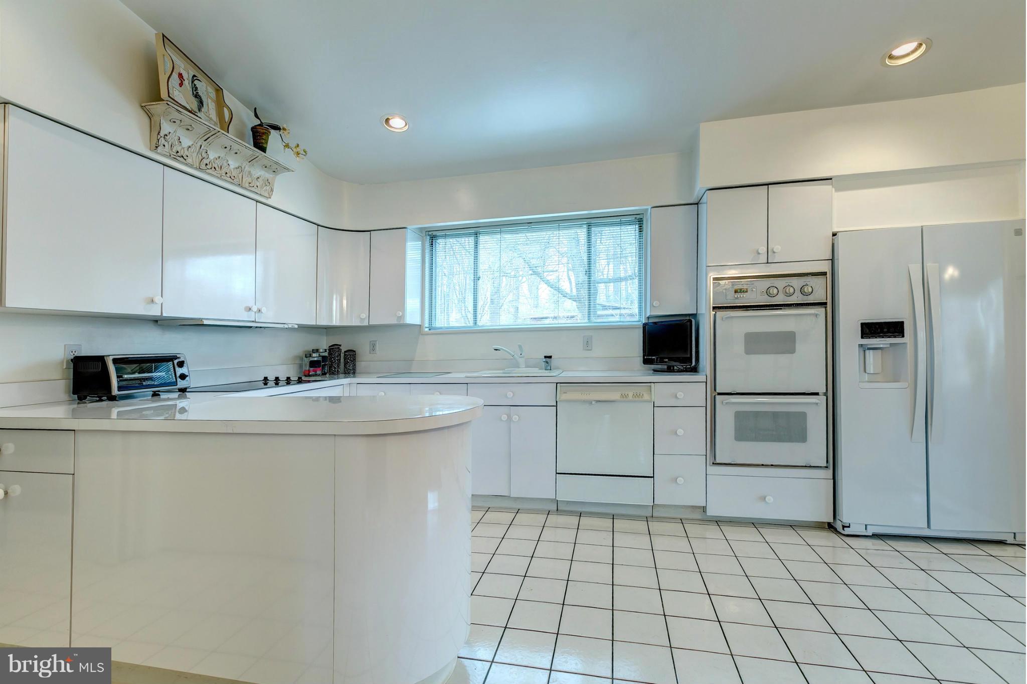 3700 Gardenview Road Baltimore, MD 21208 - Photo 10 of 30 Kitchen With Ample Storage Space