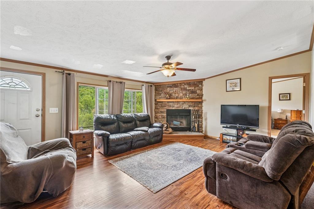 1433 Blacks Hollow Road Spring Church, PA 15686 - Photo 4 of 37