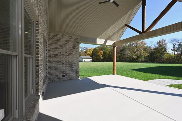 a view of outdoor space yard and porch