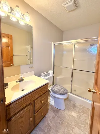 $205,500 | 1767 East Inverness Circle, Columbia City, IN 46725