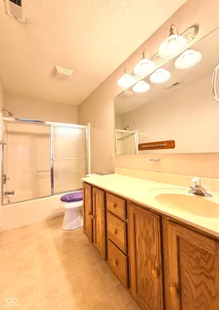 $205,500 | 1767 East Inverness Circle, Columbia City, IN 46725