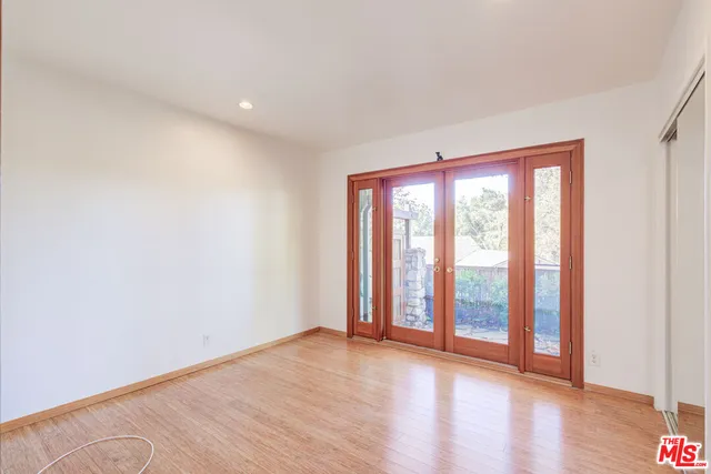 $1,575,000 | 15511 Woodcrest Drive, Sherman Oaks, CA 91403