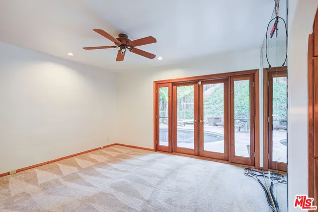 $1,575,000 | 15511 Woodcrest Drive, Sherman Oaks, CA 91403