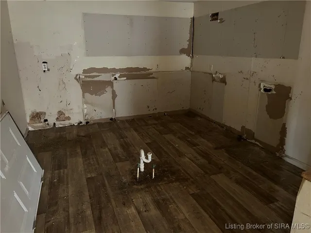 $75,000 | 148 Morning Drive, Austin, IN 47102