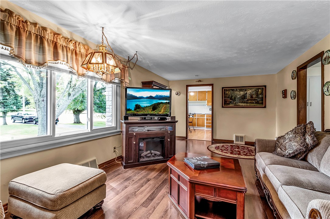 100 Brompton Road Amherst, NY 14221 - Photo 8 of 44