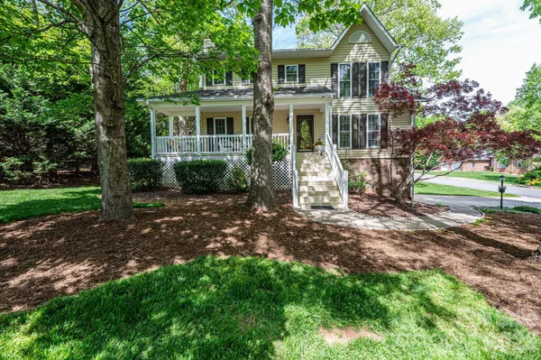 $379,900 | 600 17th Ave Drive Southeast, Hickory, NC 28602