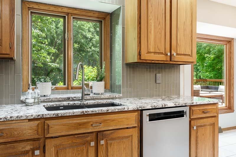 11307 Ridgecrest Drive Roscoe, IL 61073 - Photo 16 of 65