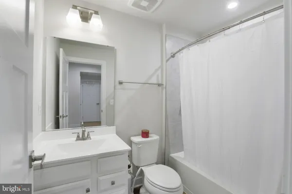 $3,150 | 43011 Prophecy Terrace, Sterling, VA 20166