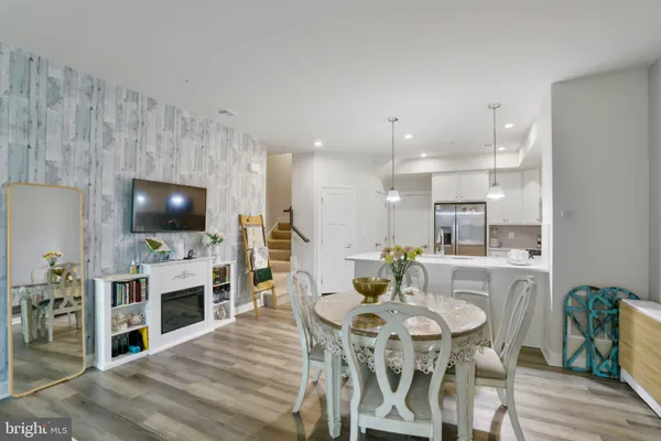 $3,150 | 43011 Prophecy Terrace, Sterling, VA 20166