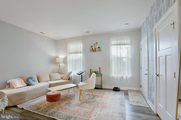 $3,150 | 43011 Prophecy Terrace, Sterling, VA 20166