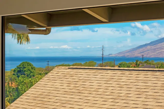 $3,150,000 | 563 Mikioi Place, Kihei, HI 96753