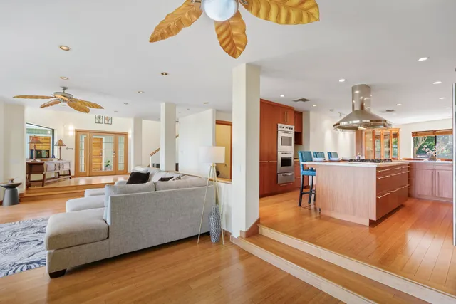 $3,150,000 | 563 Mikioi Place, Kihei, HI 96753