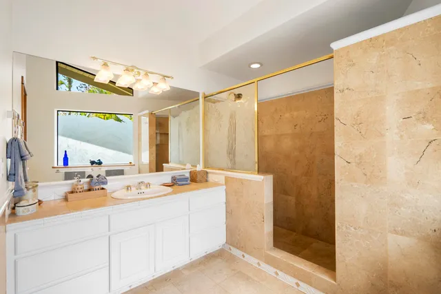 $3,150,000 | 563 Mikioi Place, Kihei, HI 96753
