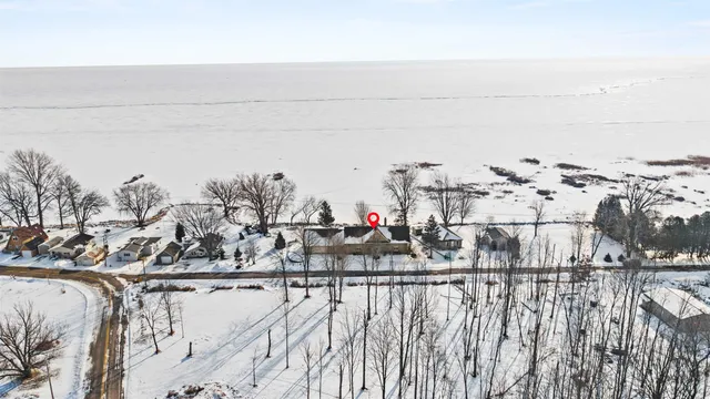 $714,900 | 4882 South Shore Drive, Oconto, WI 54153