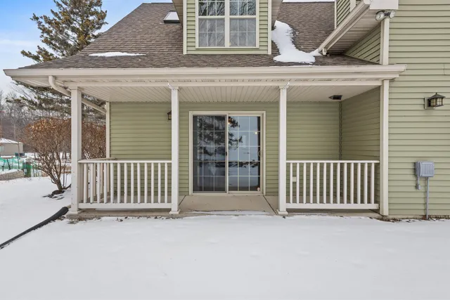 $714,900 | 4882 South Shore Drive, Oconto, WI 54153