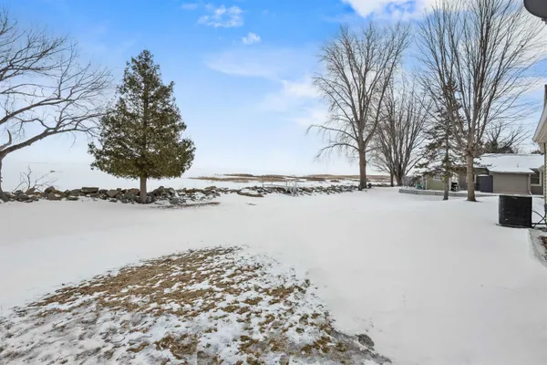 $699,900 | 4882 South Shore Drive, Oconto, WI 54153