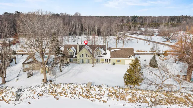 $714,900 | 4882 South Shore Drive, Oconto, WI 54153