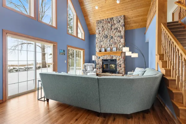 $699,900 | 4882 South Shore Drive, Oconto, WI 54153