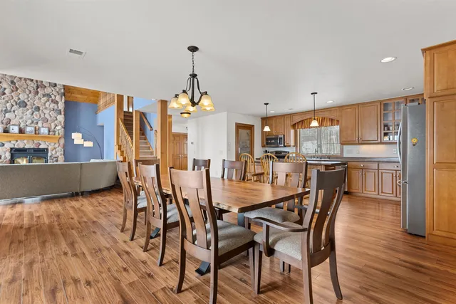 $714,900 | 4882 South Shore Drive, Oconto, WI 54153