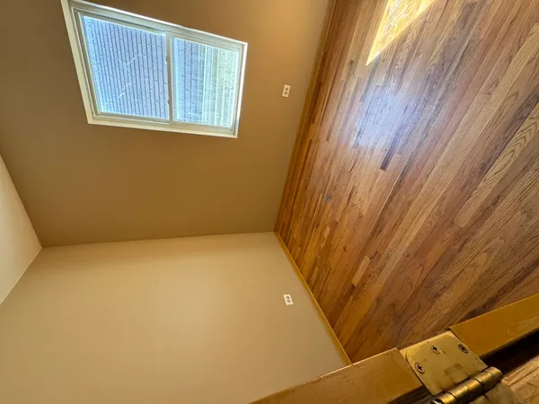 $1,800 | 5428 South Loomis Boulevard, Unit 3, Chicago, IL 60609