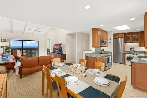 $1,999,000 | 429 South Sierra Avenue, Unit 328, Solana Beach, CA 92075