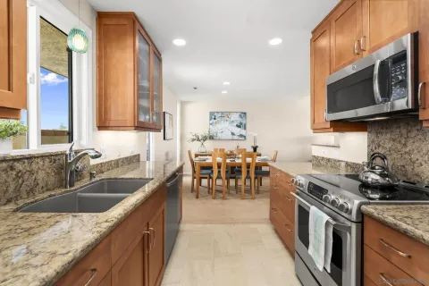 $1,999,000 | 429 South Sierra Avenue, Unit 328, Solana Beach, CA 92075